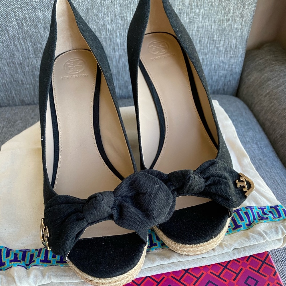 Tory Burch Black Wedges with Bow Detail
